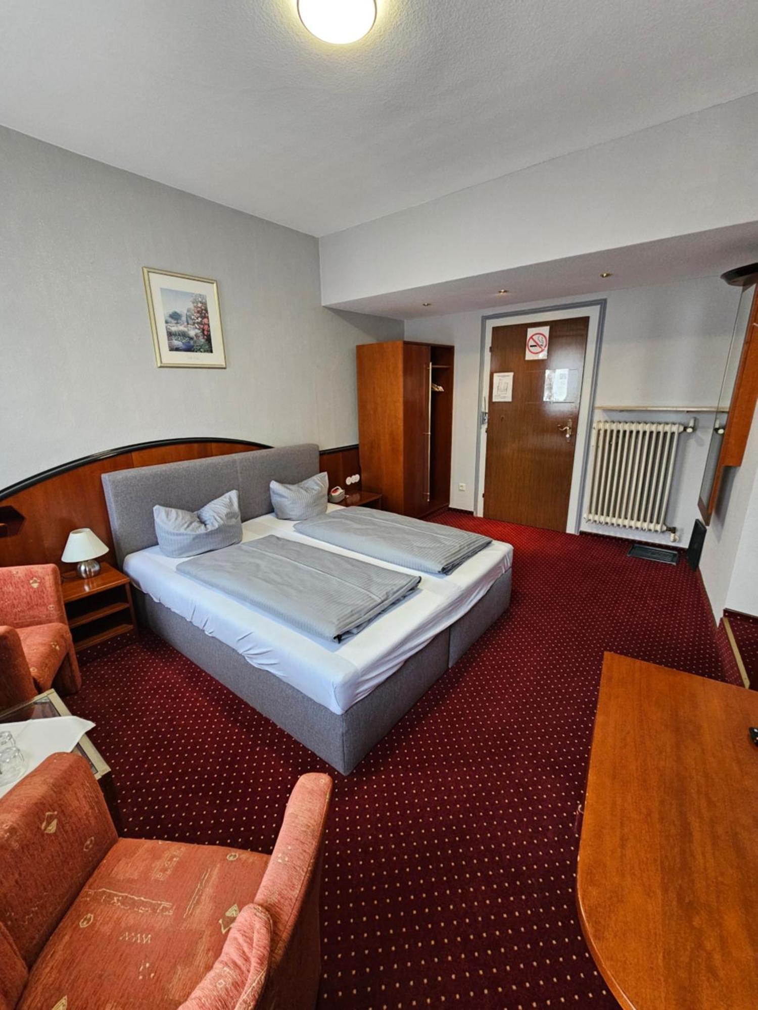 Hotel & Restaurant Krone Rehau Ngoại thất bức ảnh